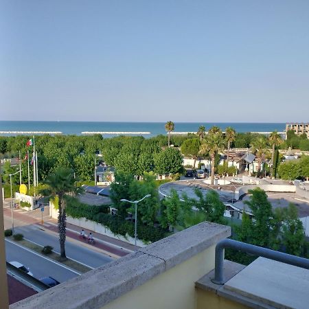 Апартаменты Casa Blu Порто-Сант'Эльпидио Экстерьер фото