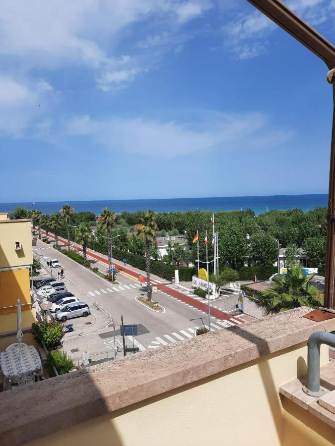 Апартаменты Casa Blu Порто-Сант'Эльпидио Экстерьер фото
